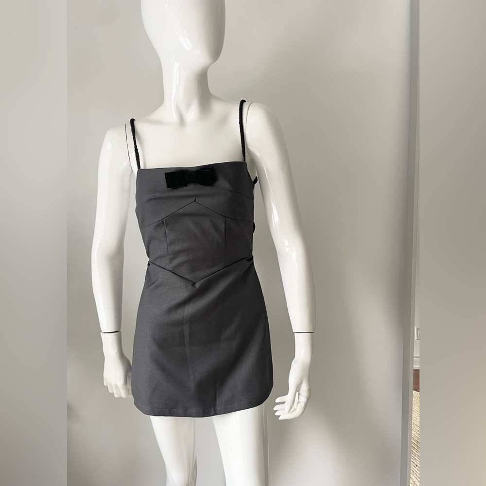 Backless Bow Detail Mini Dress – Charcoal Grey Structured Party Dress - Picture 3 of 7